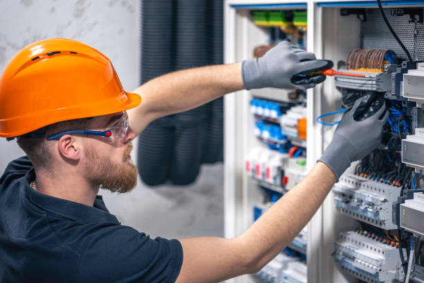Best Electrical Installation Contractor  in Orida Gulf Coast University, FL